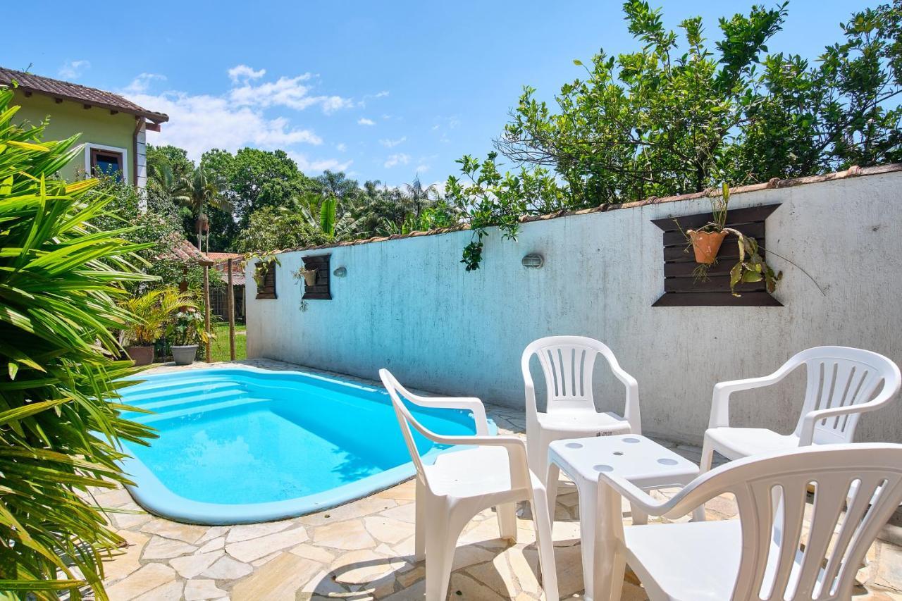Casa Petunia Com Ar E Piscina Perto Do Centro Villa Araquari Buitenkant foto