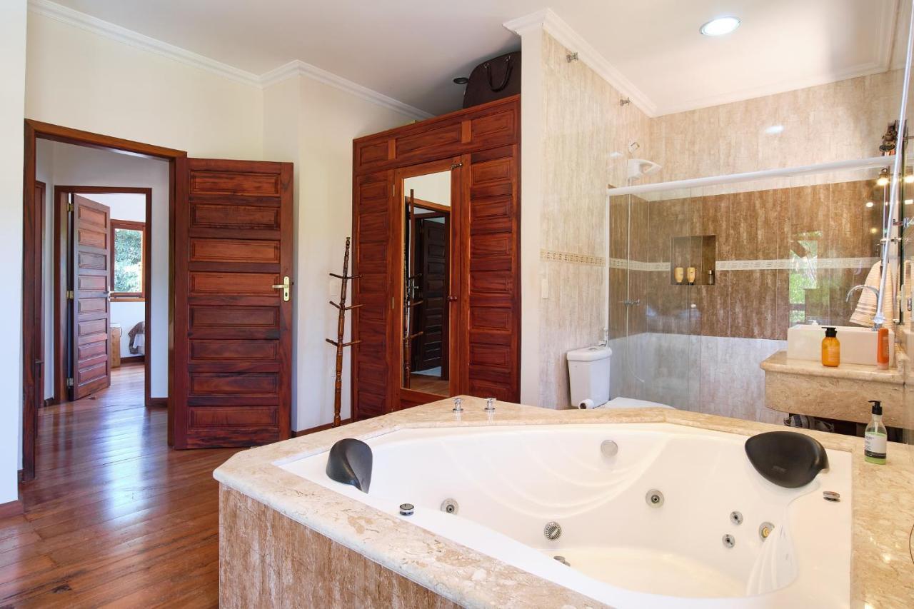 Casa Petunia Com Ar E Piscina Perto Do Centro Villa Araquari Buitenkant foto